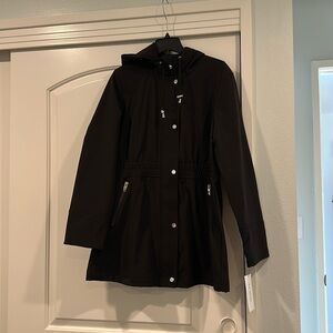 NWT Via Spiga hooded utility/rain coat with zip pockets and cinch waist